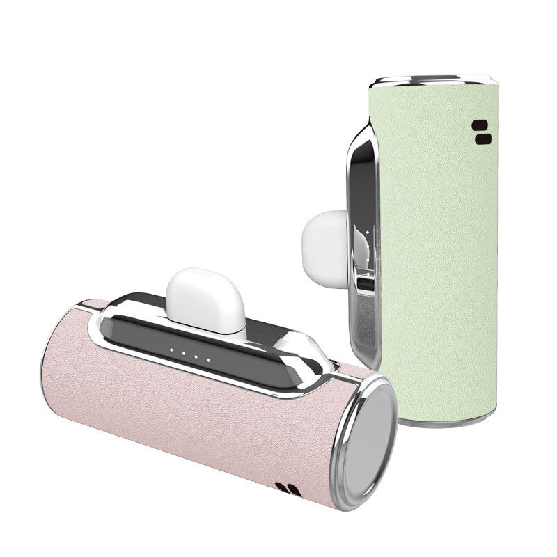 High-End-Leder-Powerbank 5V 2.1 Ein eingebauter Typ-C-Anschluss